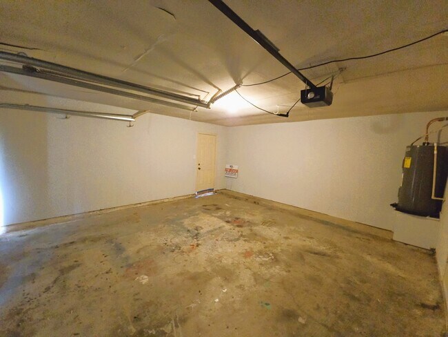 Building Photo - 5611 Caldicote St