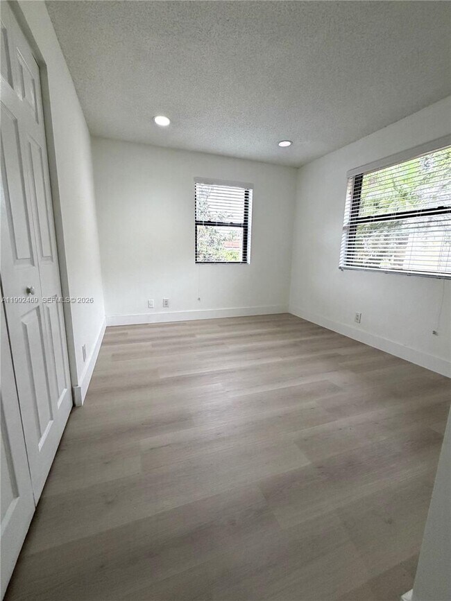 Building Photo - 2159 Baton Rouge