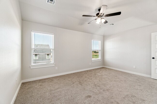 Building Photo - 19604 Molly Dr