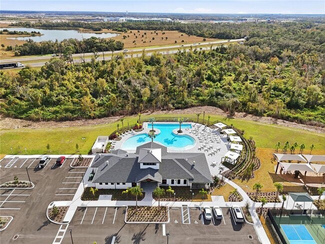 Building Photo - 11534 72nd Pl E