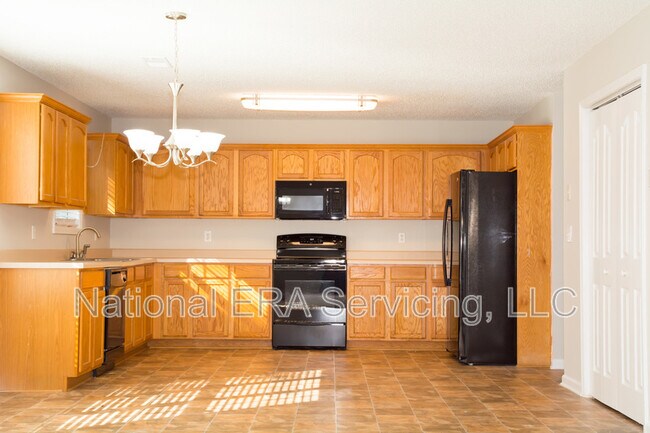 Building Photo - 105 Stoneybrook Dr