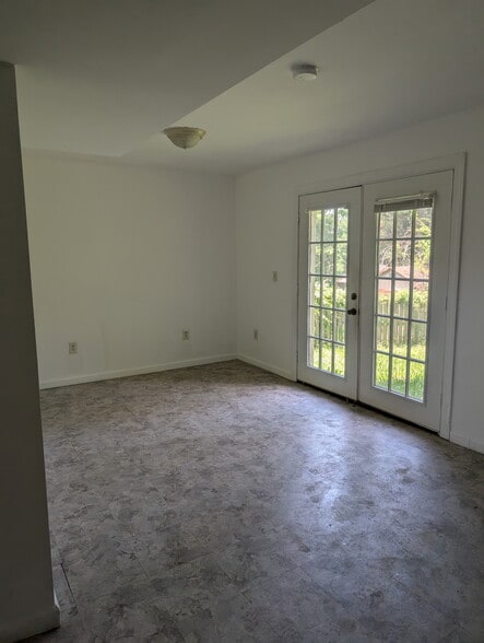 Building Photo - 314 Moonlight Ct