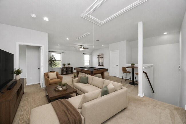 Building Photo - 23714 Via Viale Dr