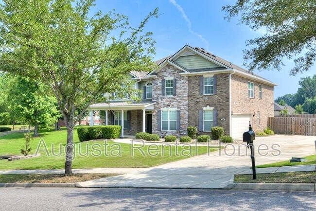 Building Photo - 180 Kenilworth Dr