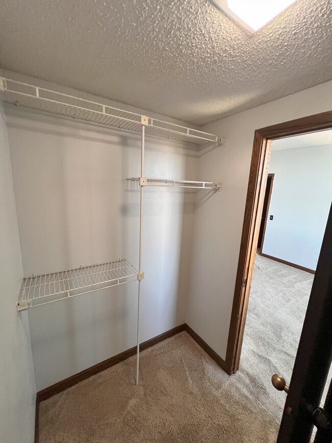 Building Photo - 123 N Locust St