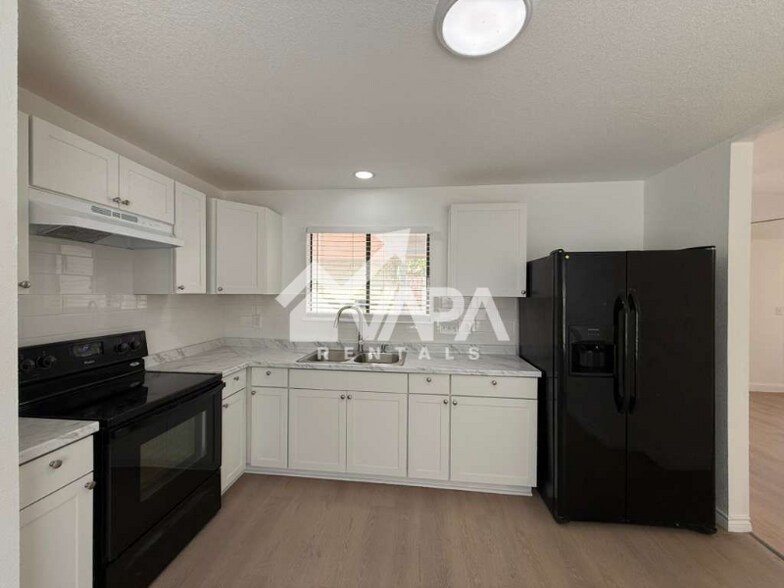 Building Photo - 3616 Candleknoll Cir