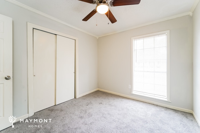 Building Photo - 217 Foxboro Dr