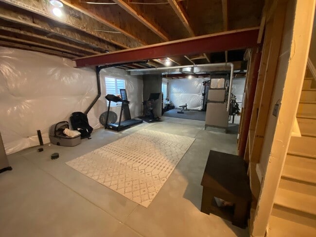 Building Photo - Incredible 4 bedroom home in Reunion.
