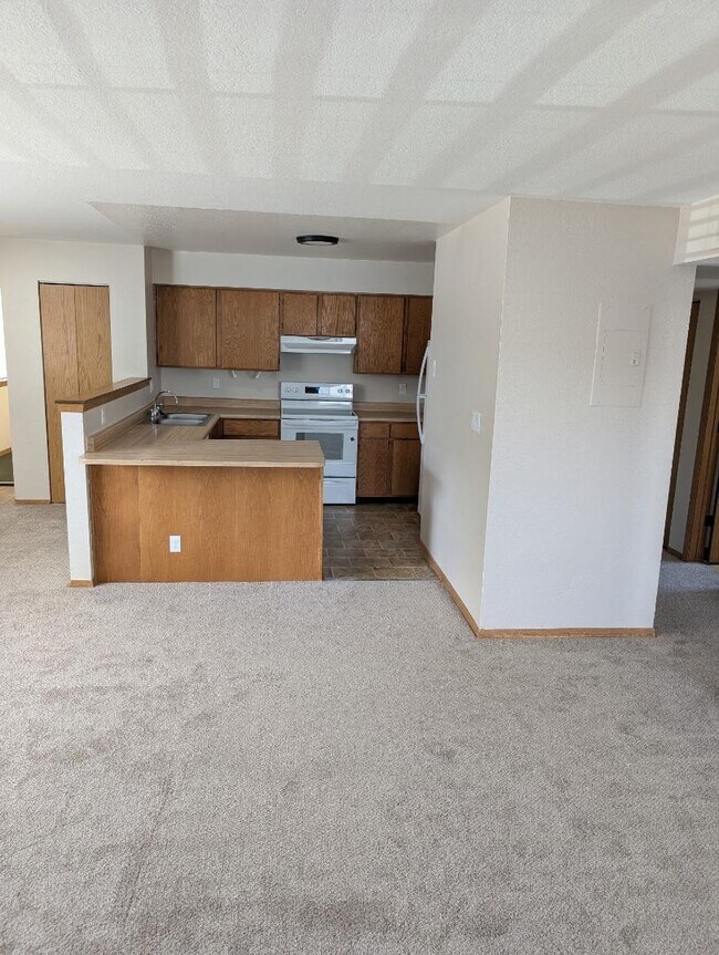Building Photo - 139 S Zang Way