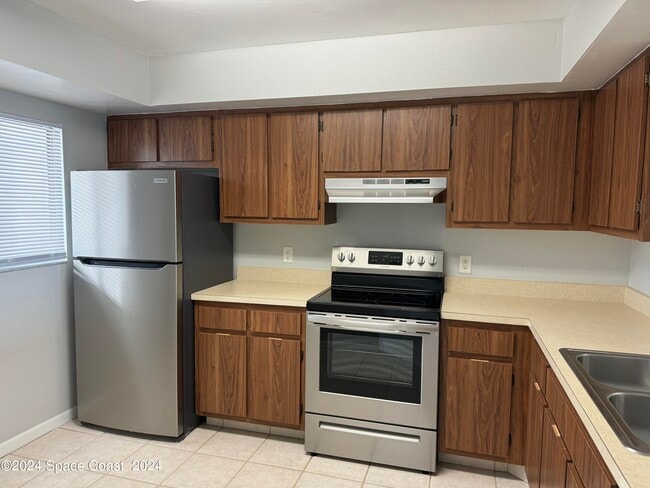 Building Photo - 6850 US-1