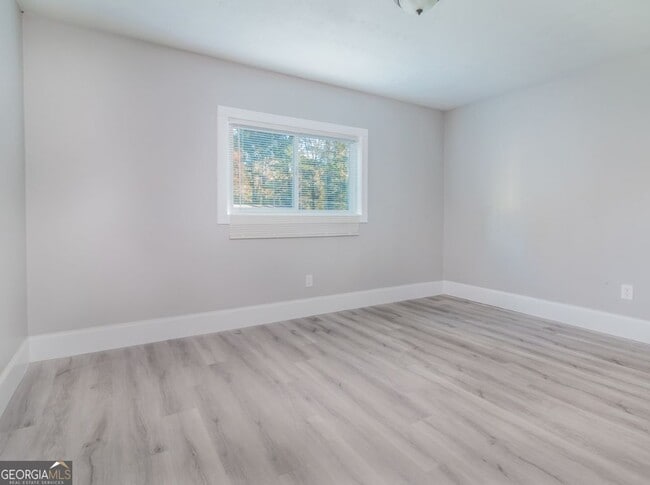 Building Photo - 511 Gresham Park Dr