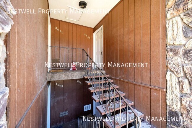 Building Photo - 8455 S Westridge St
