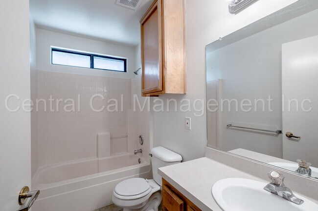 Building Photo - 4201 Kilterbury Ln