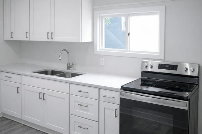 Building Photo - Cozy 1/2 Bedroom Studio with Loft