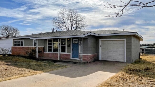 Building Photo - Snyder’s Best-Kept Secret – Modern 2-Bed Retreat Steps From Towle Park & Pool