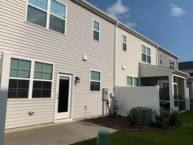 Building Photo - 6323 Andante Ave