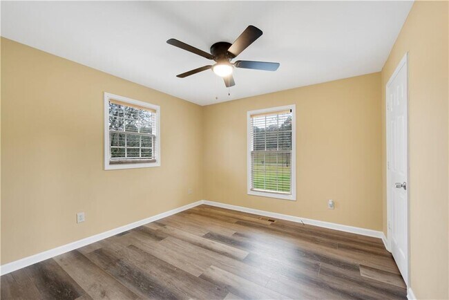 Building Photo - 700 Tilley Rd