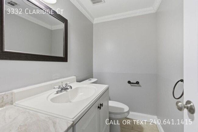 Building Photo - 3332 Claridge Ct