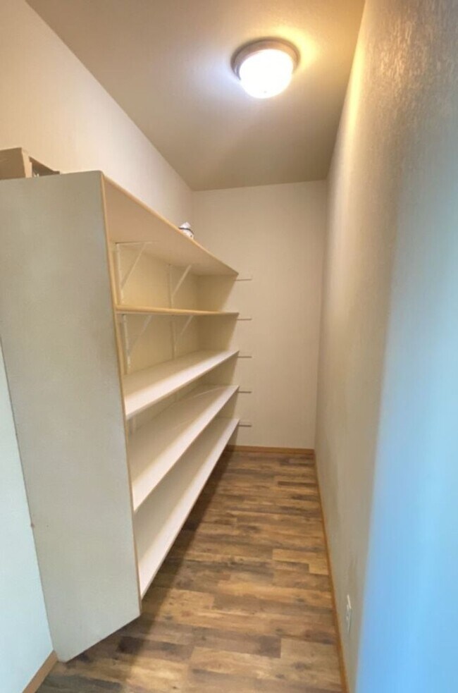 Building Photo - Live Where Convenience Meets Comfort