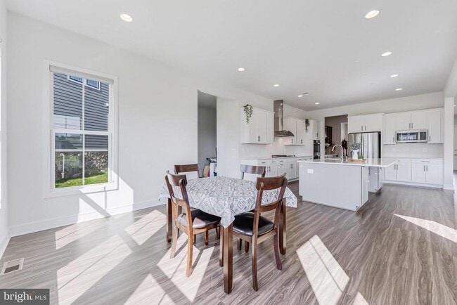 Building Photo - 23765 Fairfield Knl Ct