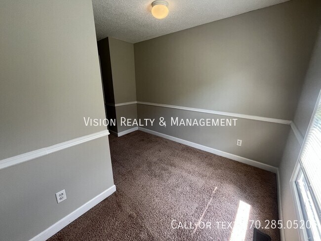 Building Photo - 750 Blandenburg Rd
