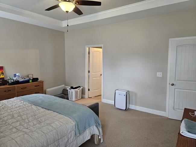 Building Photo - Beautiful unfurnished 5 Bedroom 3 Bath home in The Preserve at Tidewater Sneads Ferry