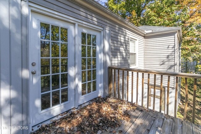 Building Photo - 602 Lookout Ct SE