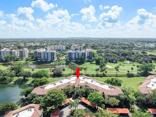 Building Photo - 7508 La Paz Blvd