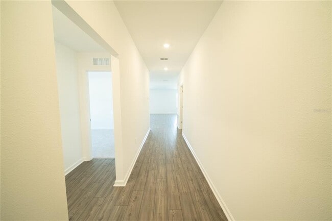 Building Photo - 4757 SW 83rd Lp