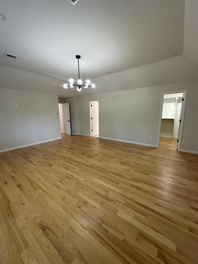 Building Photo - 250 Blauvelt Rd