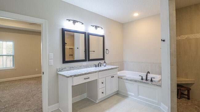 Building Photo - 6237 Cypress Ln