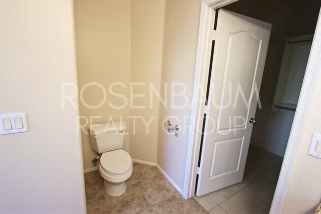 Building Photo - Charming 3-beds, 2-baths home in Wigwam Cr...