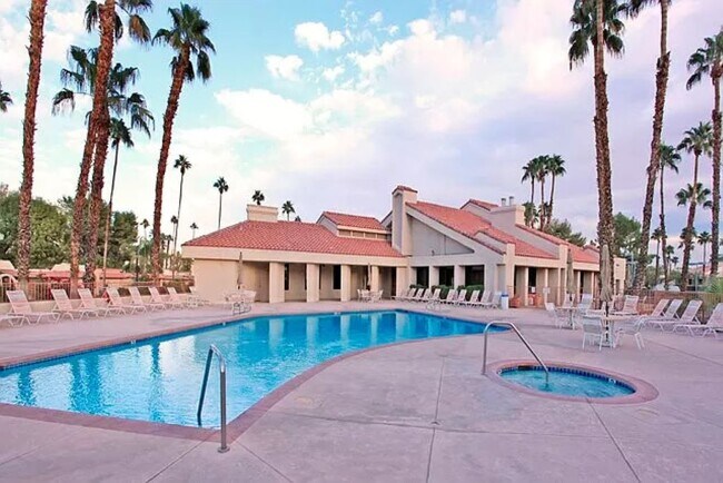 Club House & Pool - 35200 Cathedral Canyon Dr