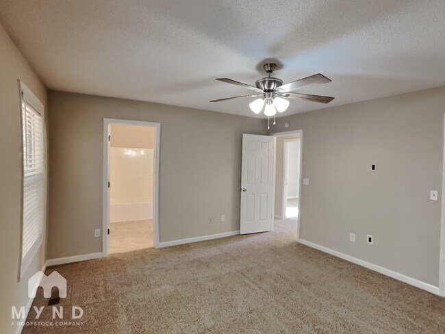 Building Photo - 107 Huntington Ct