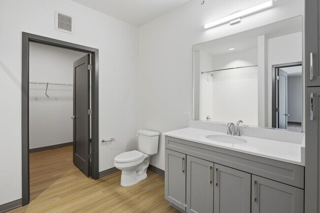 Building Photo - 1227 Rock Run Crossings Dr