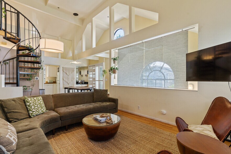 Living Room - 34 Silva Ave
