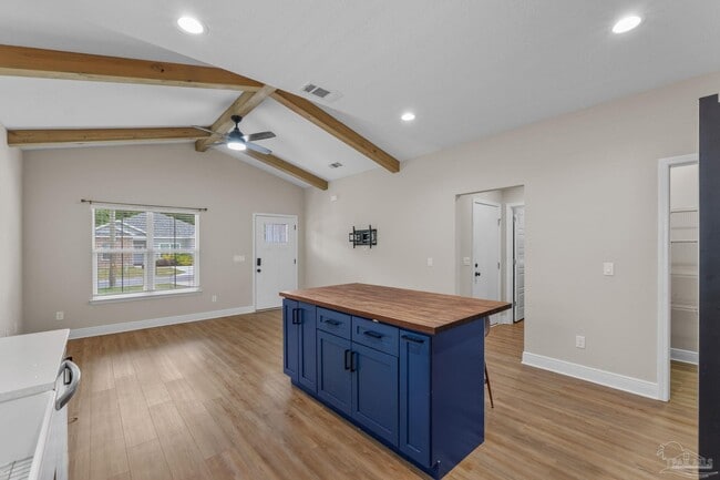 Building Photo - 8553 Sonnyboy Ln