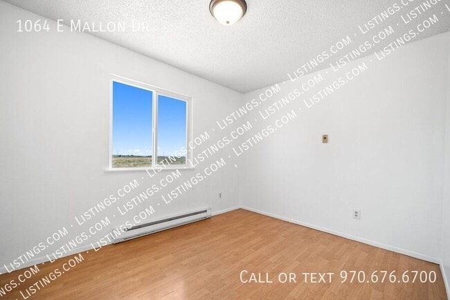 Building Photo - 1064 E Mallon Dr