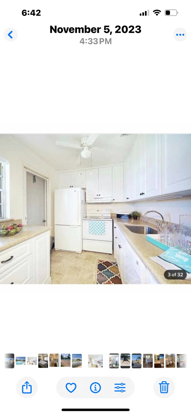 Building Photo - 1521 Tropic Terrace