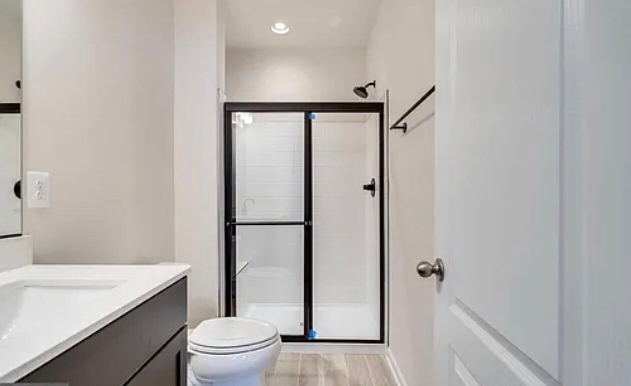 Building Photo - 10810 Meridian Hill Way