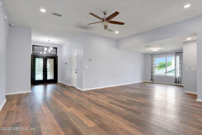 Building Photo - 12228 Smoke Ridge Cir S