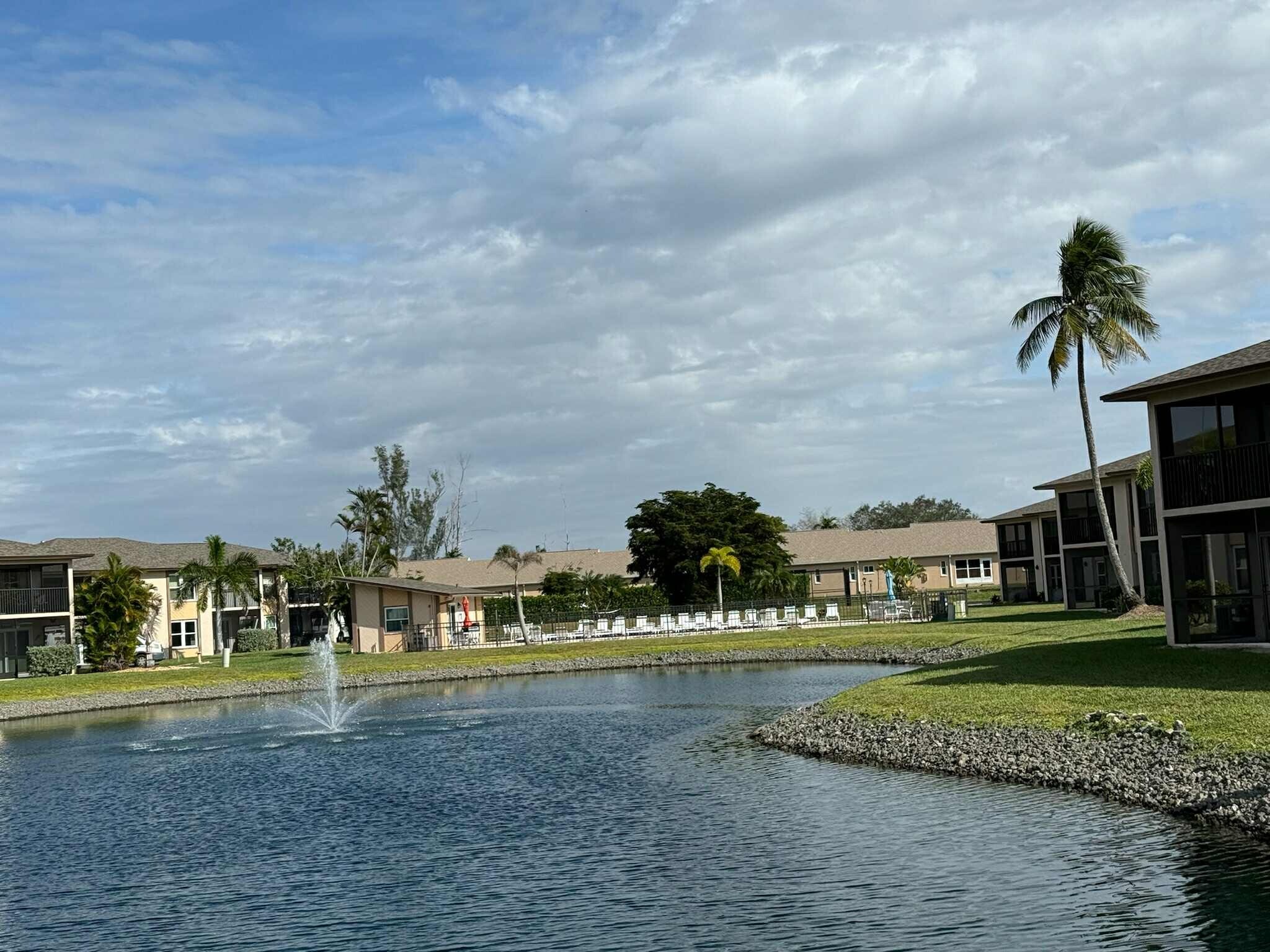 Building Photo - 16881 Davis Rd