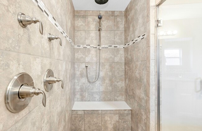 Building Photo - 7576 Bullseye Dr