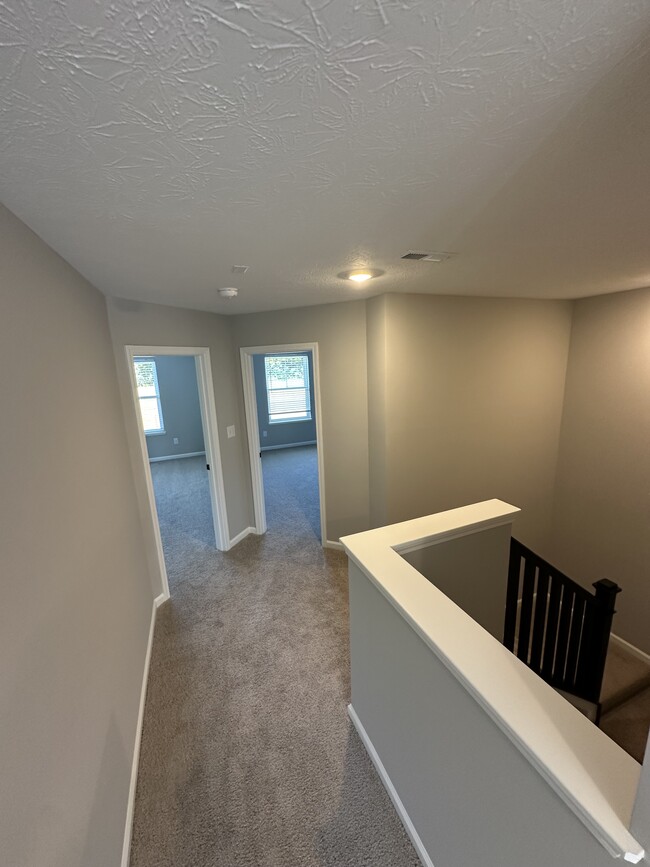 Building Photo - 17458 Ebling Trl