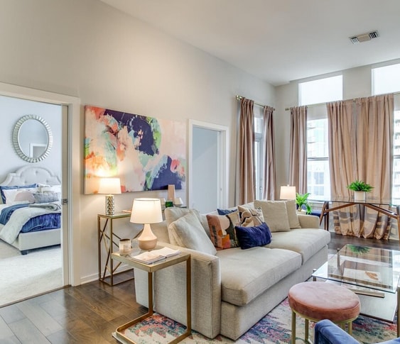 Building Photo - 2323 N Houston-180.26