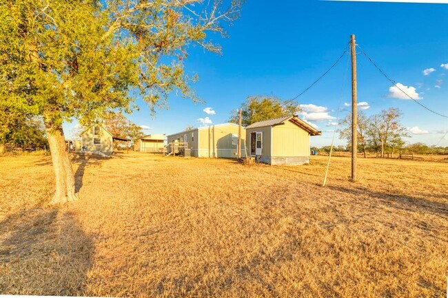 Building Photo - 645 Old Luling Rd