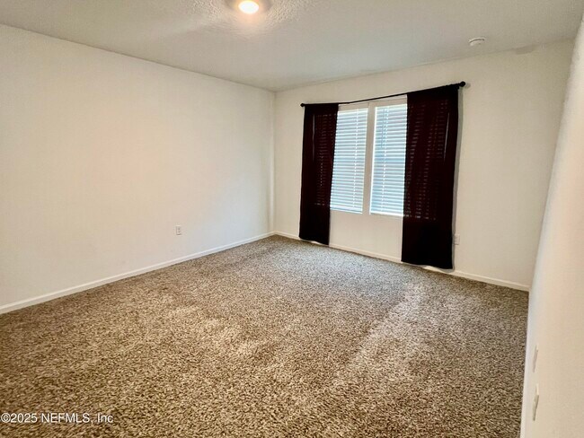 Building Photo - 12659 European Beech Rd