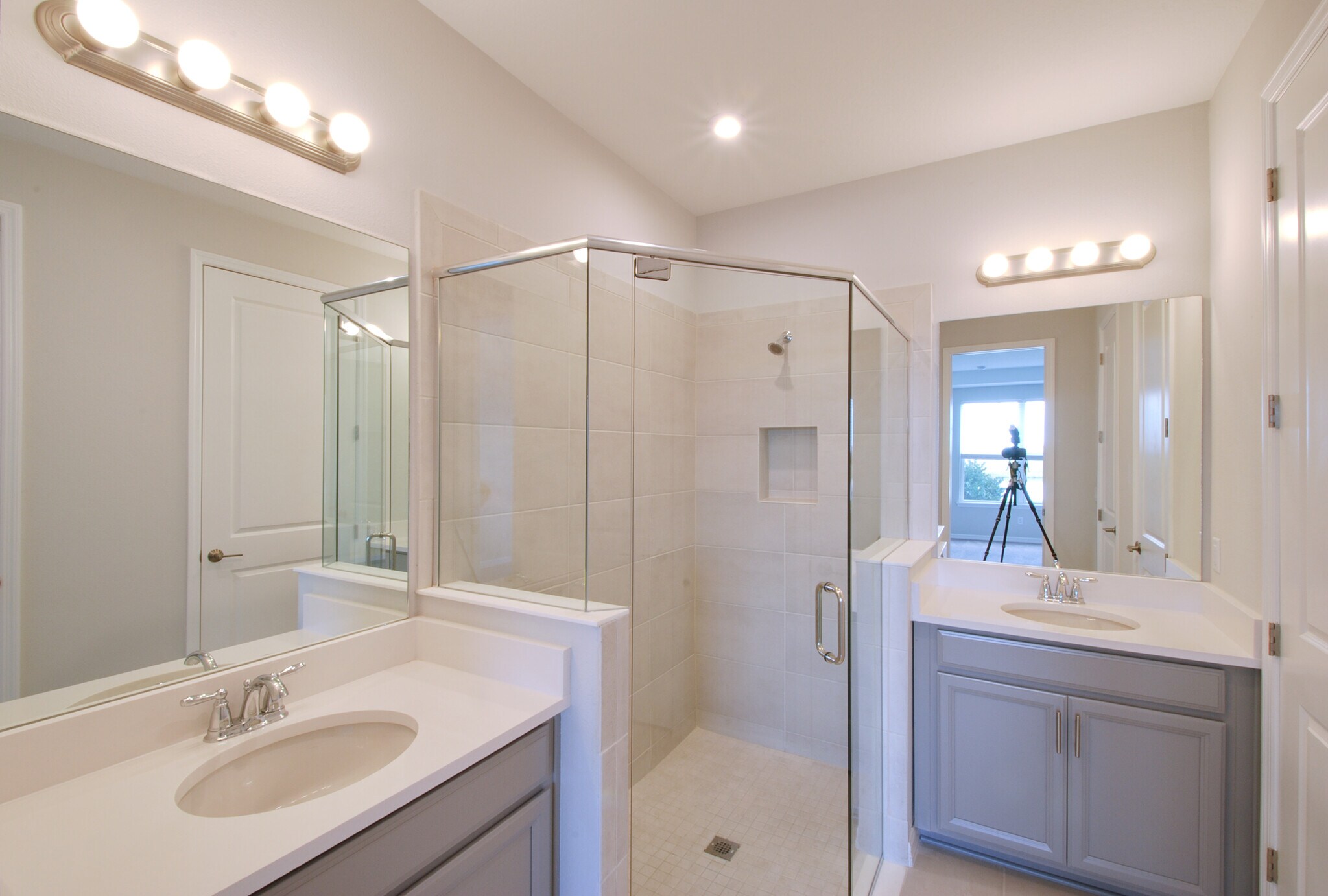 Building Photo - 16443 Paynes Mill Dr