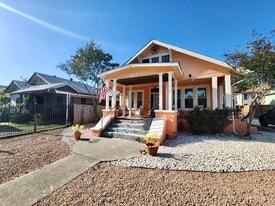 Building Photo - 2811 Buena Vista St