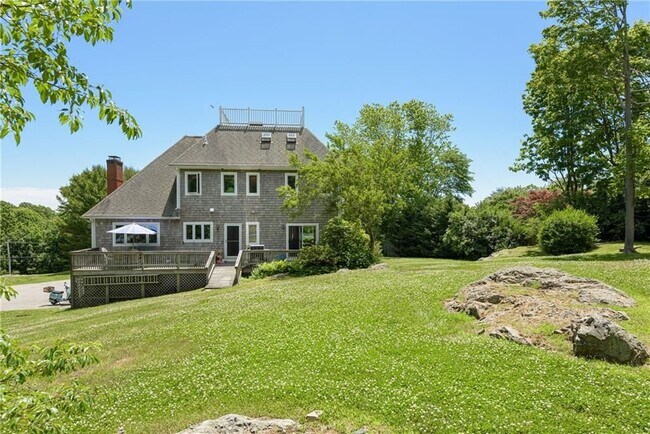 Building Photo - 39 Brenton Rd